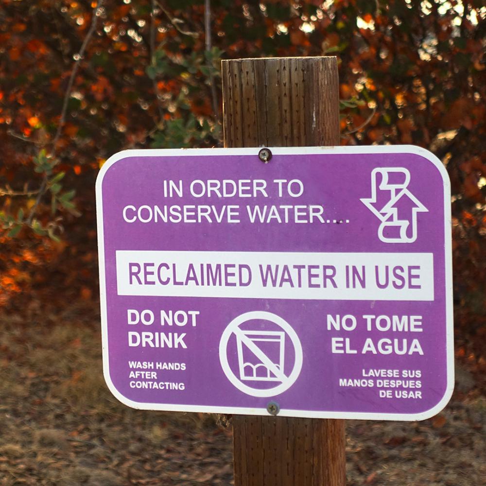 Image of sign stating not to drink reclaimed water.